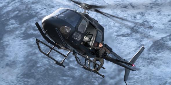 mission-impossible-tom-cruise-helicopter-1542323268.jpg