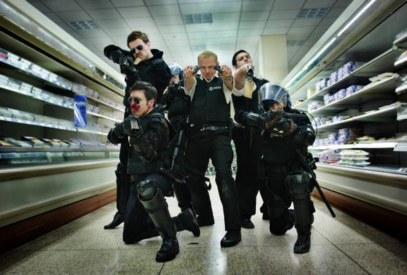 pcguru-cornetto-edgar-wright-simon-pegg-nick-frost-shaun-of-the-dead-halali-hullak-hot-fuzz-vaskabatok-worlds-end-vilagvege-2.jpg