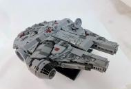 Kínai LEGO Millennium Falcon c2f100d8463999568a1d  