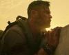Chris Hemsworth lángolva bunyózik a Tyler Rake: A kimenekítés 2 első előzetesében tn