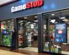 Újból kinyitnak a GameStop üzletei, de masszív fizetéscsökkentés is jön tn